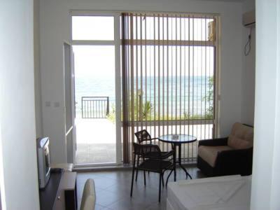 Villa Lazuren Bryag 2 Tschernomorez Zimmer foto