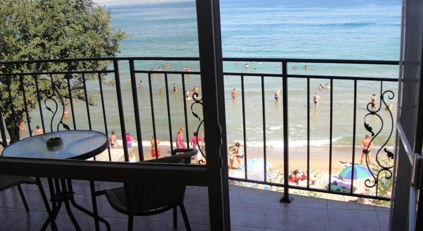 Villa Lazuren Bryag 2 Tschernomorez Zimmer foto
