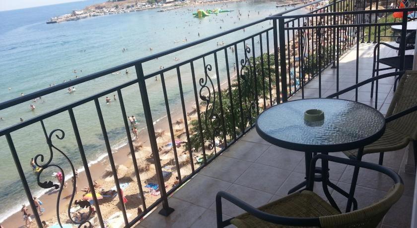 Villa Lazuren Bryag 2 Tschernomorez Zimmer foto