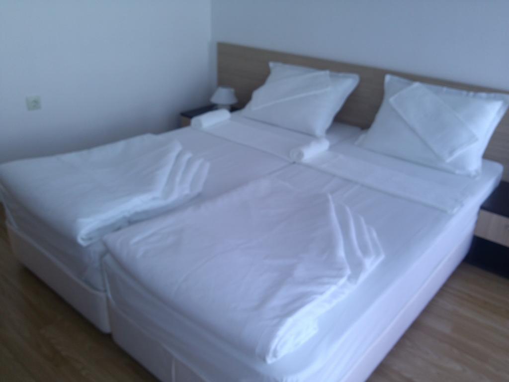 Villa Lazuren Bryag 2 Tschernomorez Zimmer foto