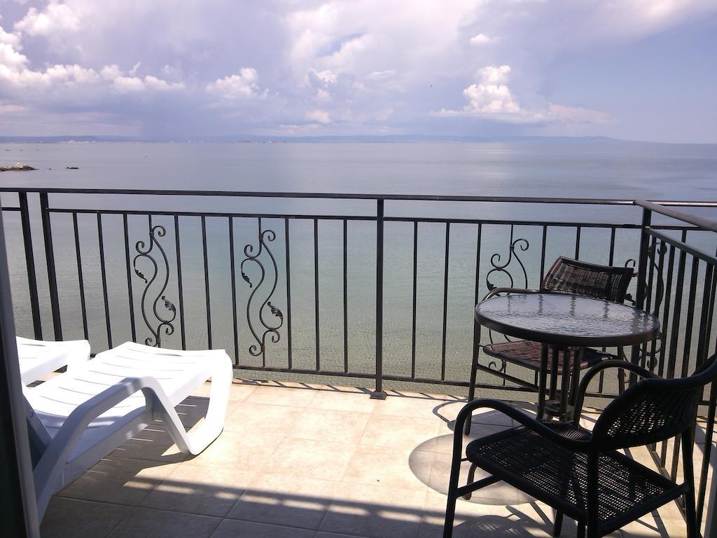 Villa Lazuren Bryag 2 Tschernomorez Zimmer foto